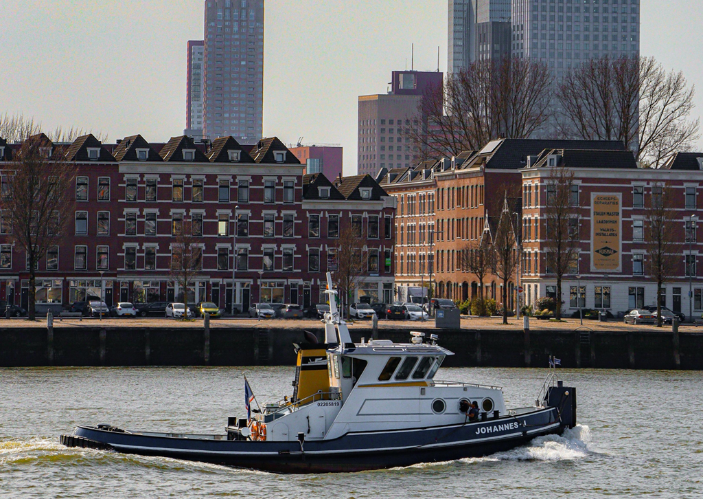 Voorkant met bootje .png